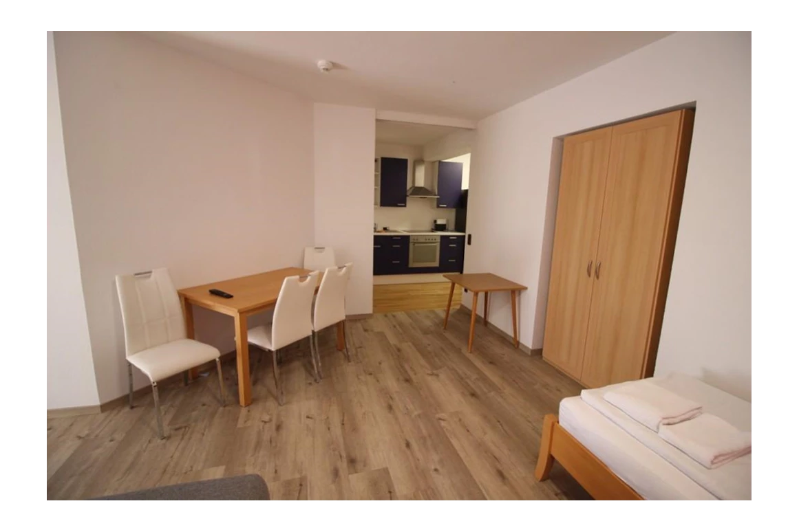 MonteurZimmer: Wohnung - Weinlandzimmer Nähe Graz