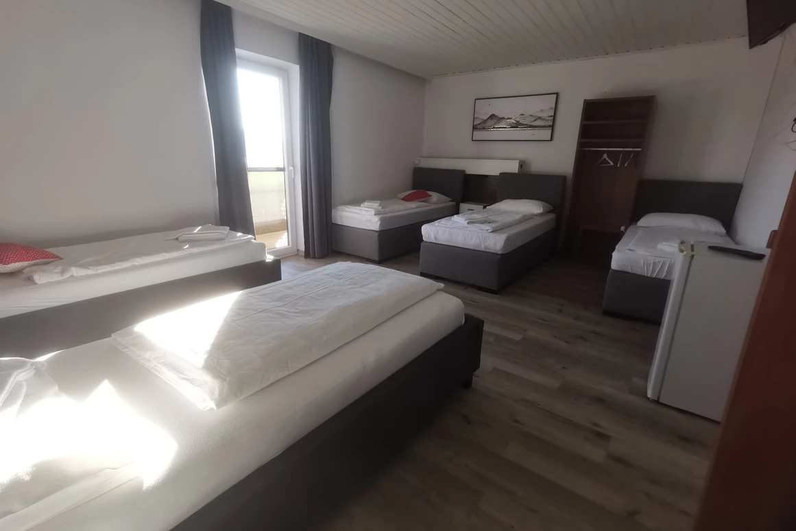 MonteurZimmer: Wohnung - Weinlandzimmer Nähe Graz