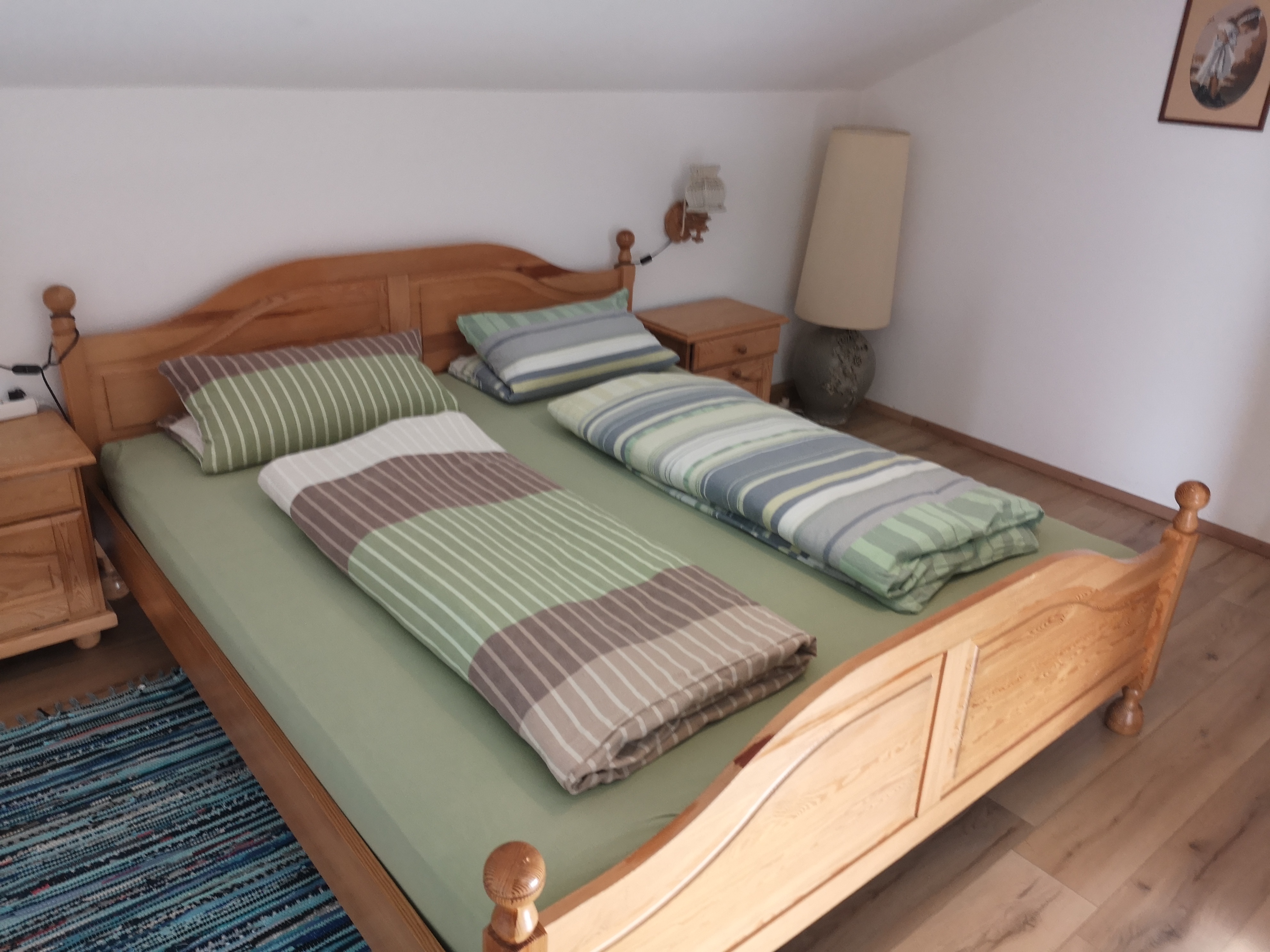 Monteur-Zimmer - Seeham - 1 Zimmer Doppelbett  - Alpenblick Ferienwohnung 