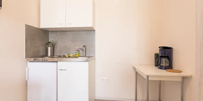 Monteur-Zimmer - Küche - Wien-Stadt - Pantryküche - IHR ZIMMER IN WIEN www.monteurzimmer.wien