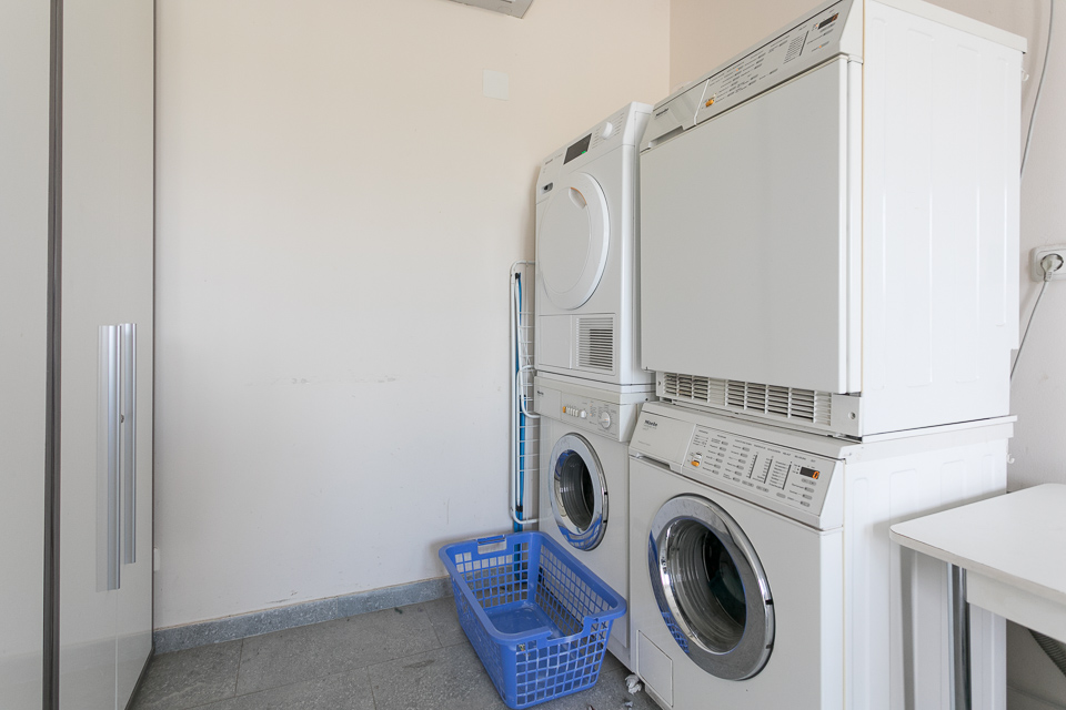 Monteur-Zimmer - Bruck an der Leitha - Waschraum - IHR ZIMMER IN WIEN www.monteurzimmer.wien