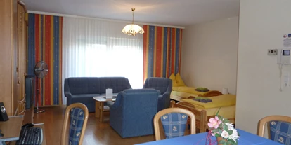 Monteur-Zimmer - Küche - Wien-Stadt - Wohnzimmer - IHR ZIMMER IN WIEN www.monteurzimmer.wien