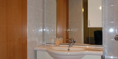 Monteur-Zimmer - Küche - Wien-Stadt - Badezimmer - IHR ZIMMER IN WIEN www.monteurzimmer.wien
