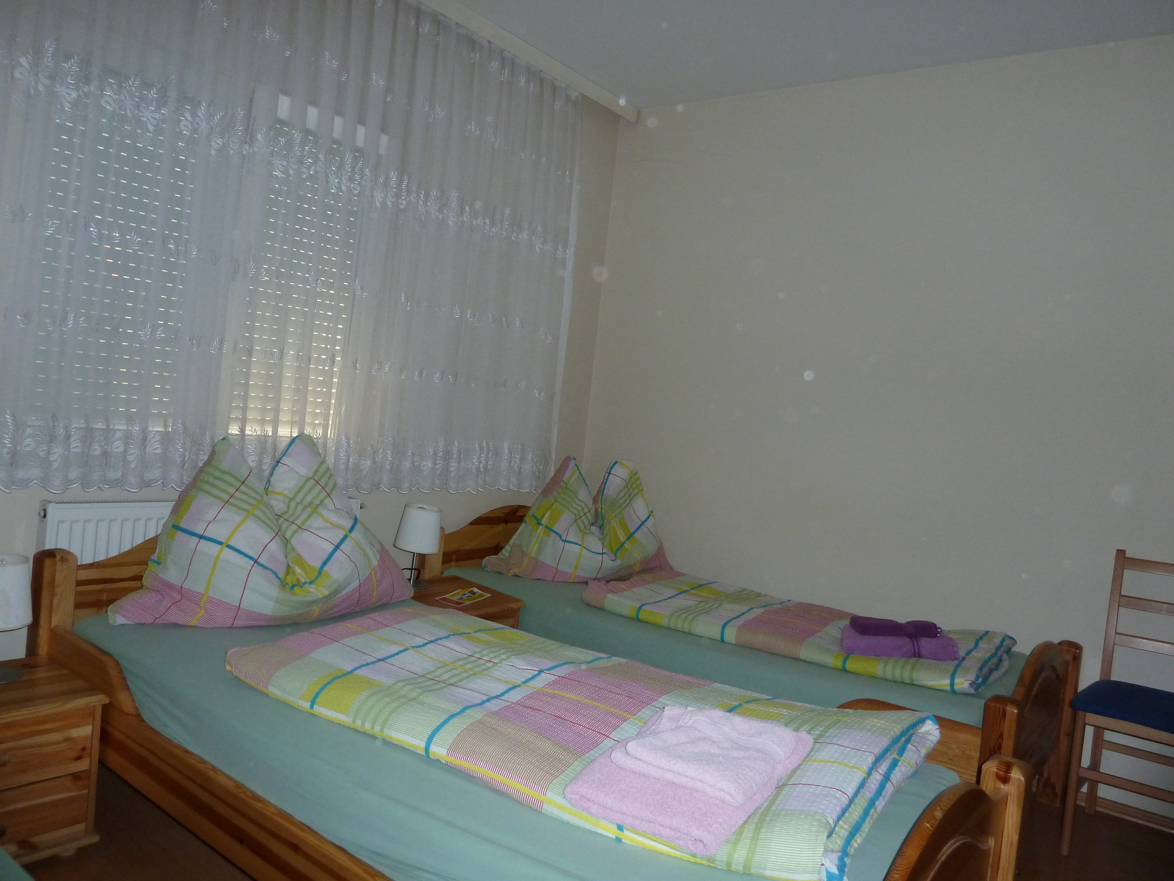 MonteurZimmer: Zweibettzimmer - IHR ZIMMER IN WIEN www.monteurzimmer.wien