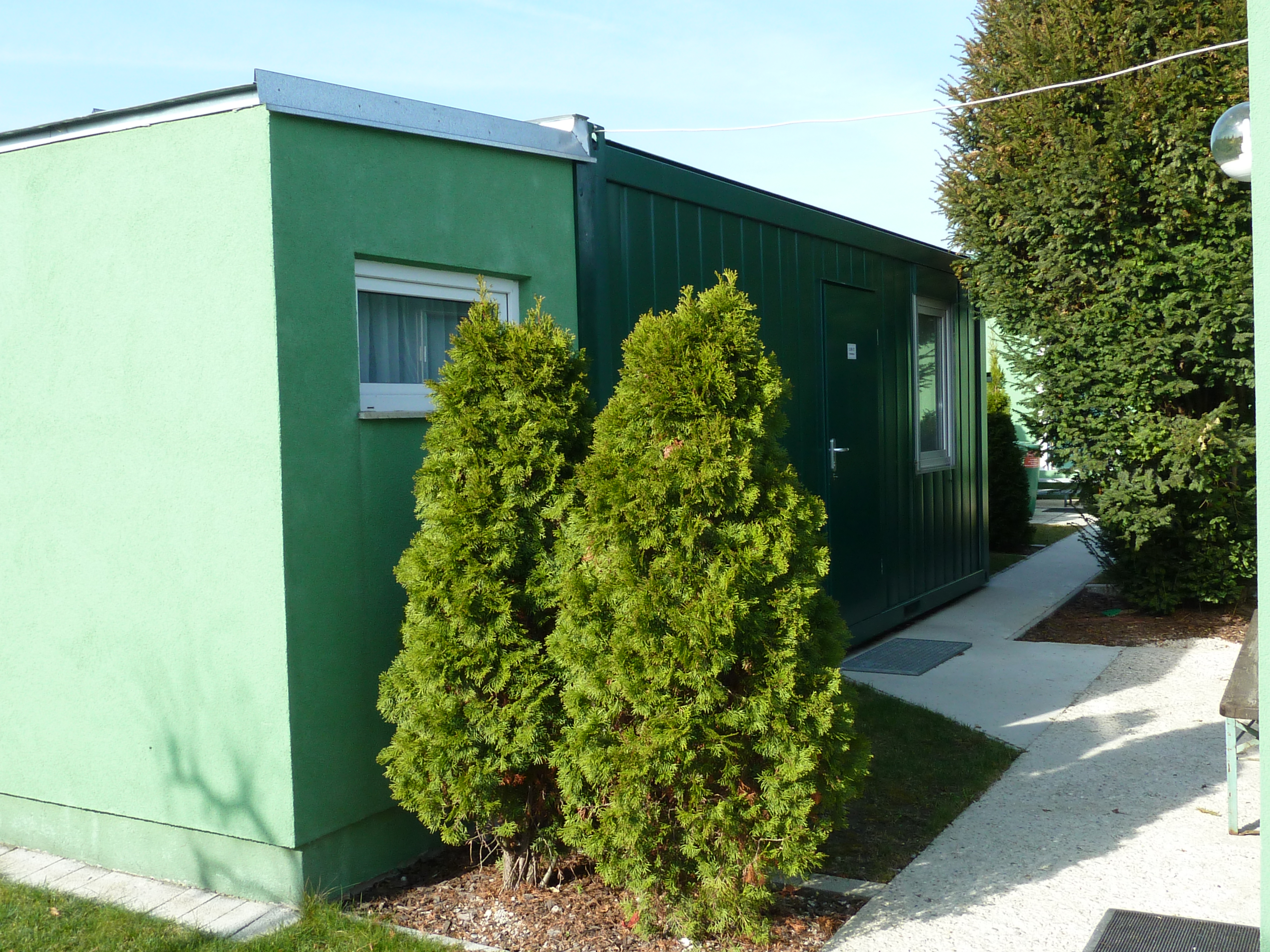 MonteurZimmer: Gartenhäuser - Einzel - und Doppelbelegung - IHR ZIMMER IN WIEN www.monteurzimmer.wien