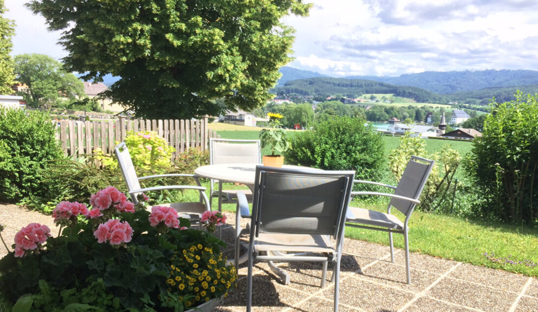 Monteur-Zimmer - Bad Ischl - Ferienwohnung mit Seeblick