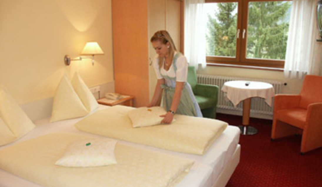 Monteur-Zimmer - Bad Ischl - Anni´s Hotel-Restaurant GOSAUERHOF***