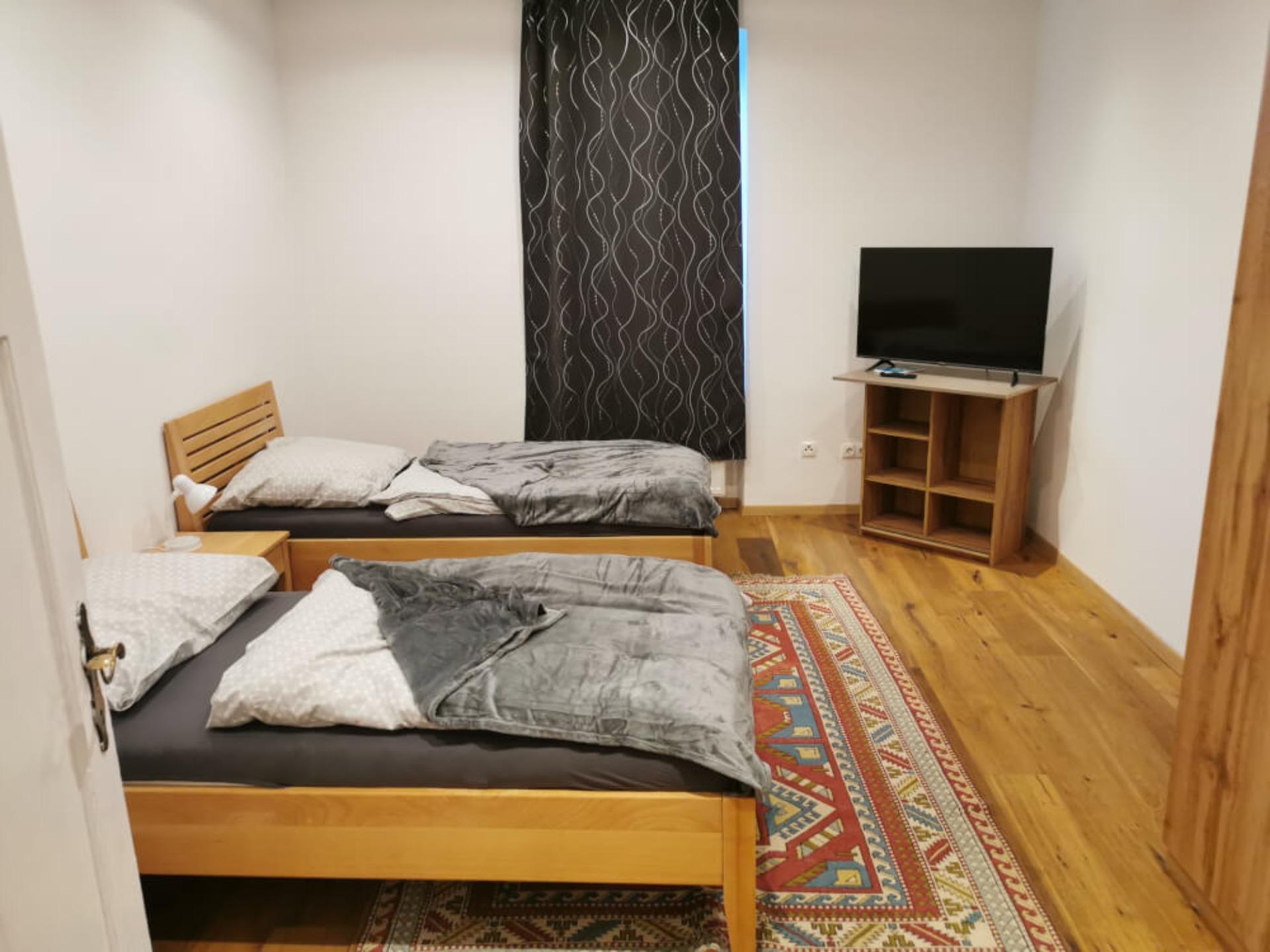 Monteur-Zimmer - Kammern im Liesingtal - Monteurwohnung 4 Personen mit Garten und Parkplatz