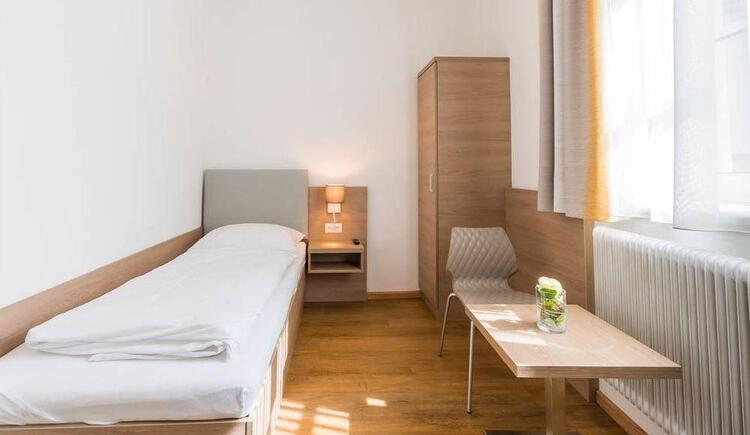 Monteur-Zimmer - Schwarzenberg am Böhmerwald - Berghamer's Gasthof-Hotel