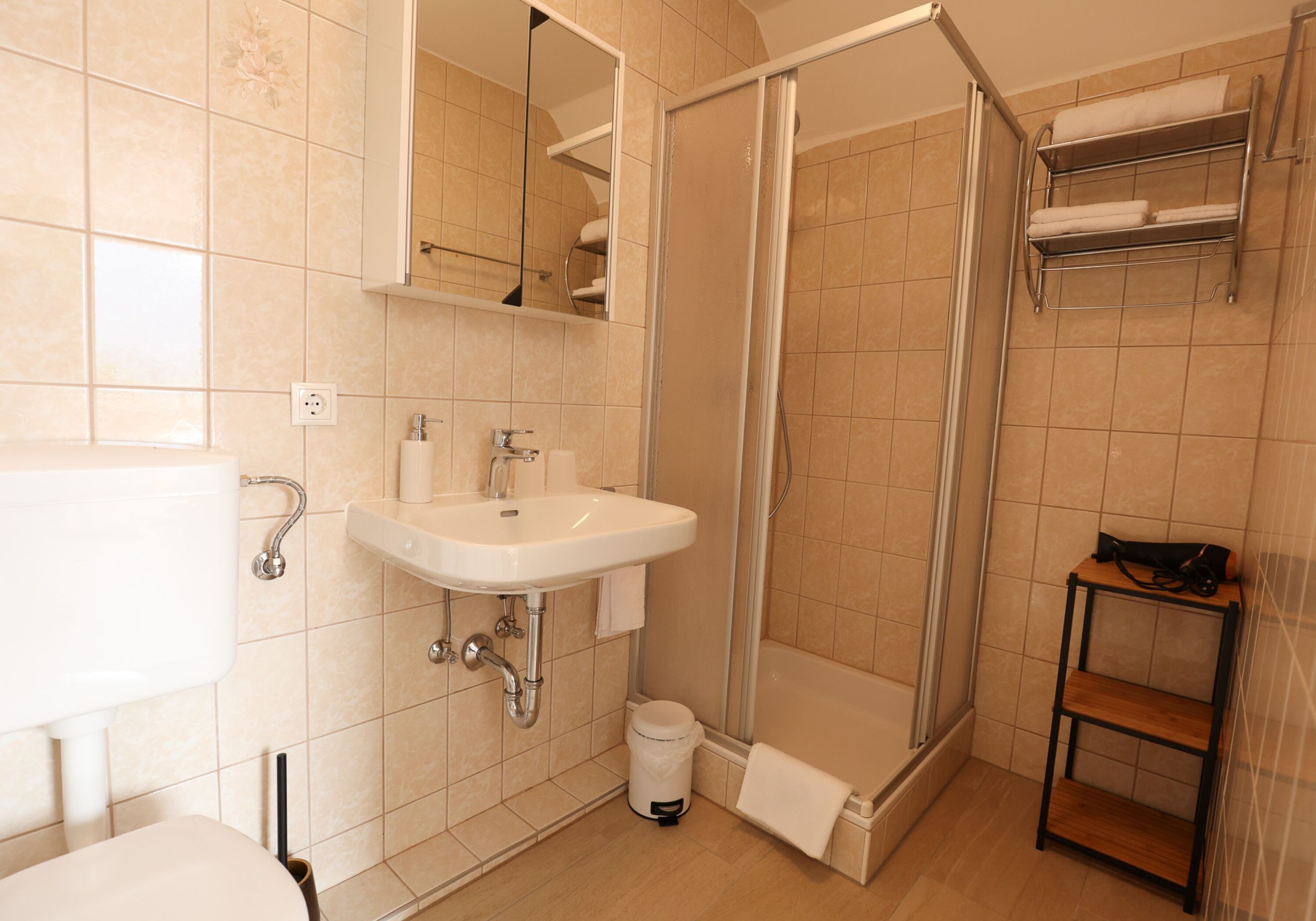 Monteur-Zimmer - Preis pro Nacht - Friesach (Friesach) - Panoramablick Scheifling