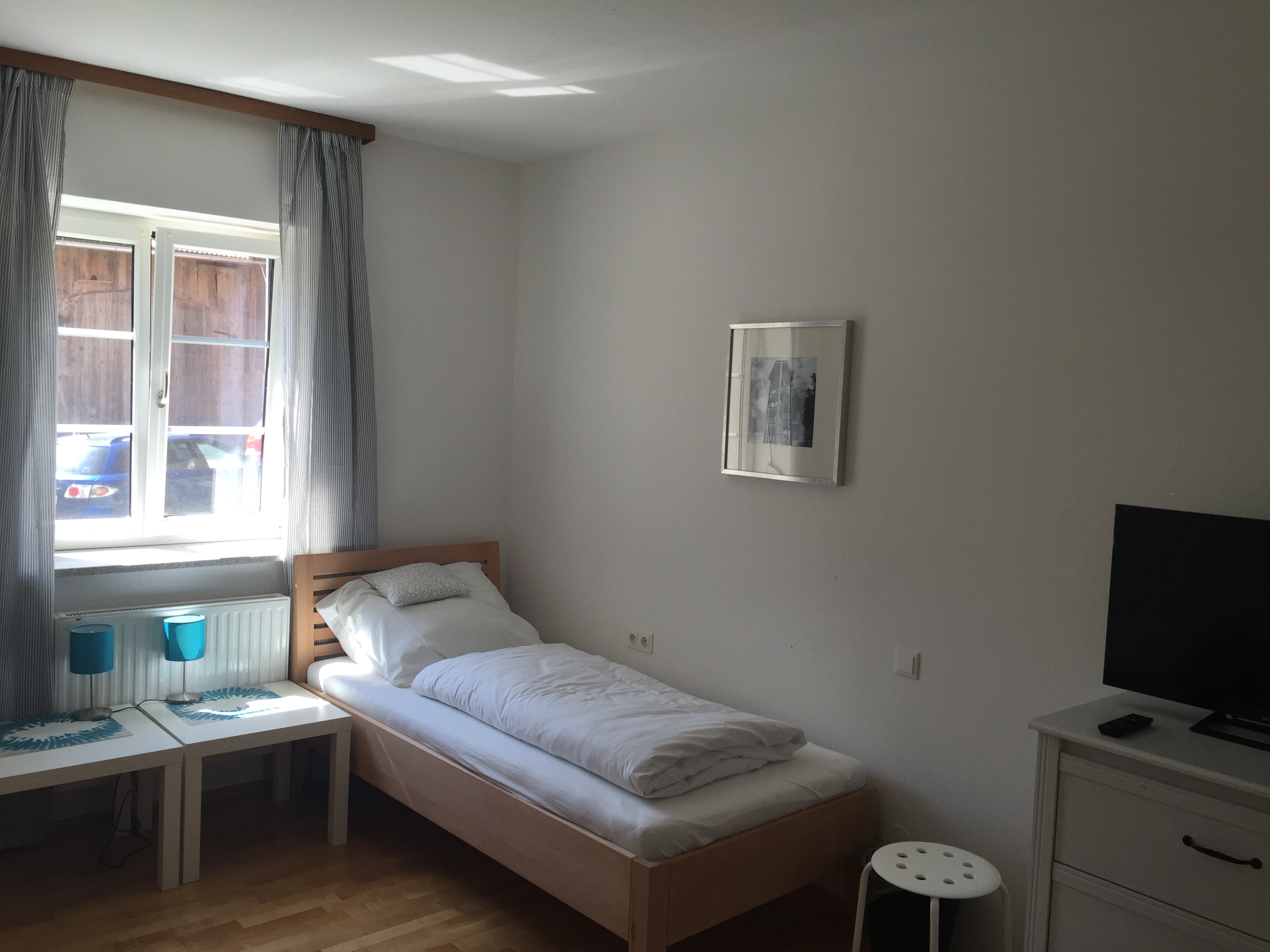 Monteur-Zimmer - Parkplatz: eigener Parkplatz für PKW vorhanden - Steyr - Monteurzimmer nähe Wels