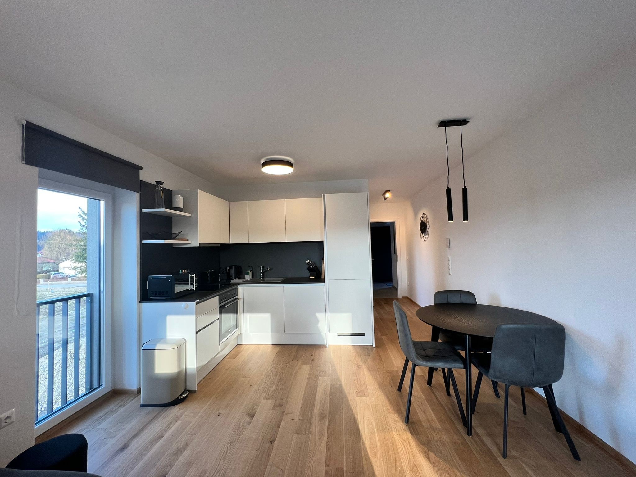 MonteurZimmer: Appartement Umgebung Ried nähe FACC