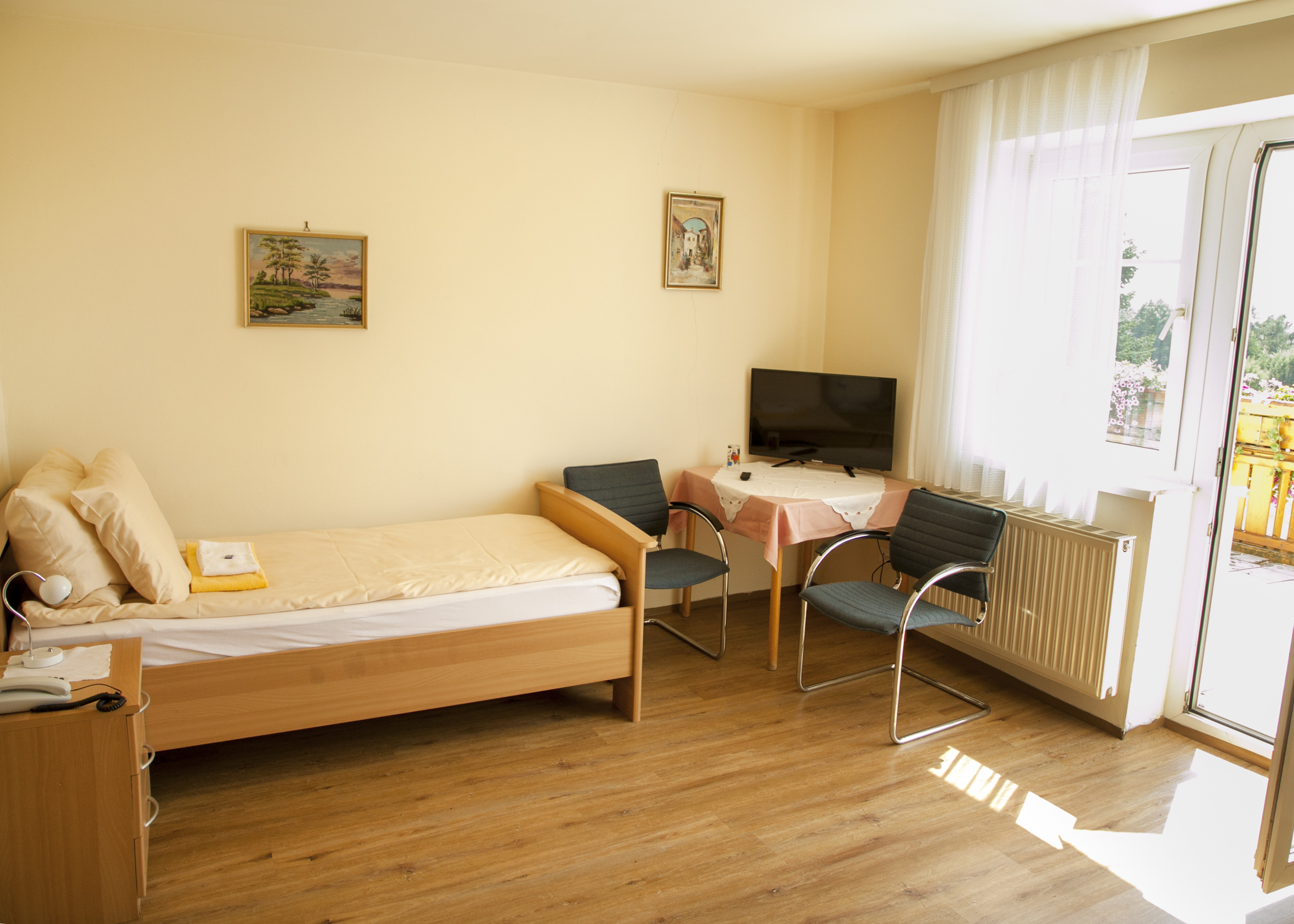 Monteur-Zimmer - Preis pro Nacht - Graz - Pension Luisenheim GmbH