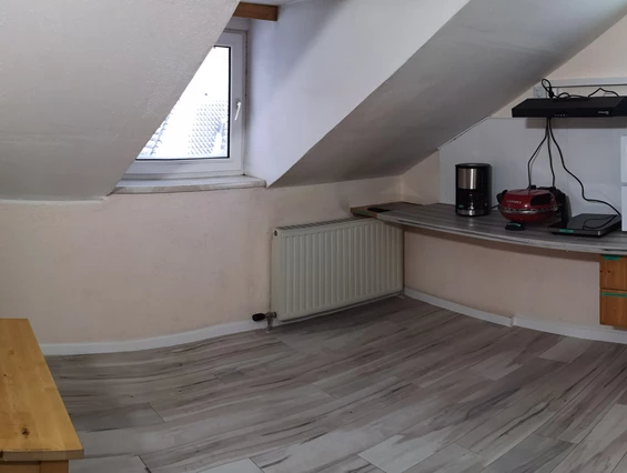 MonteurZimmer: eine von 4 Gästeküchen - Monteurzimmer & Apartments in TOP Ausstattung
