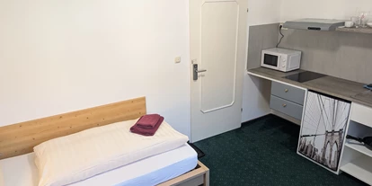 Monteur-Zimmer - Österreich - Einbettzimmer mit Küche - Monteurzimmer & Apartments in TOP Ausstattung
