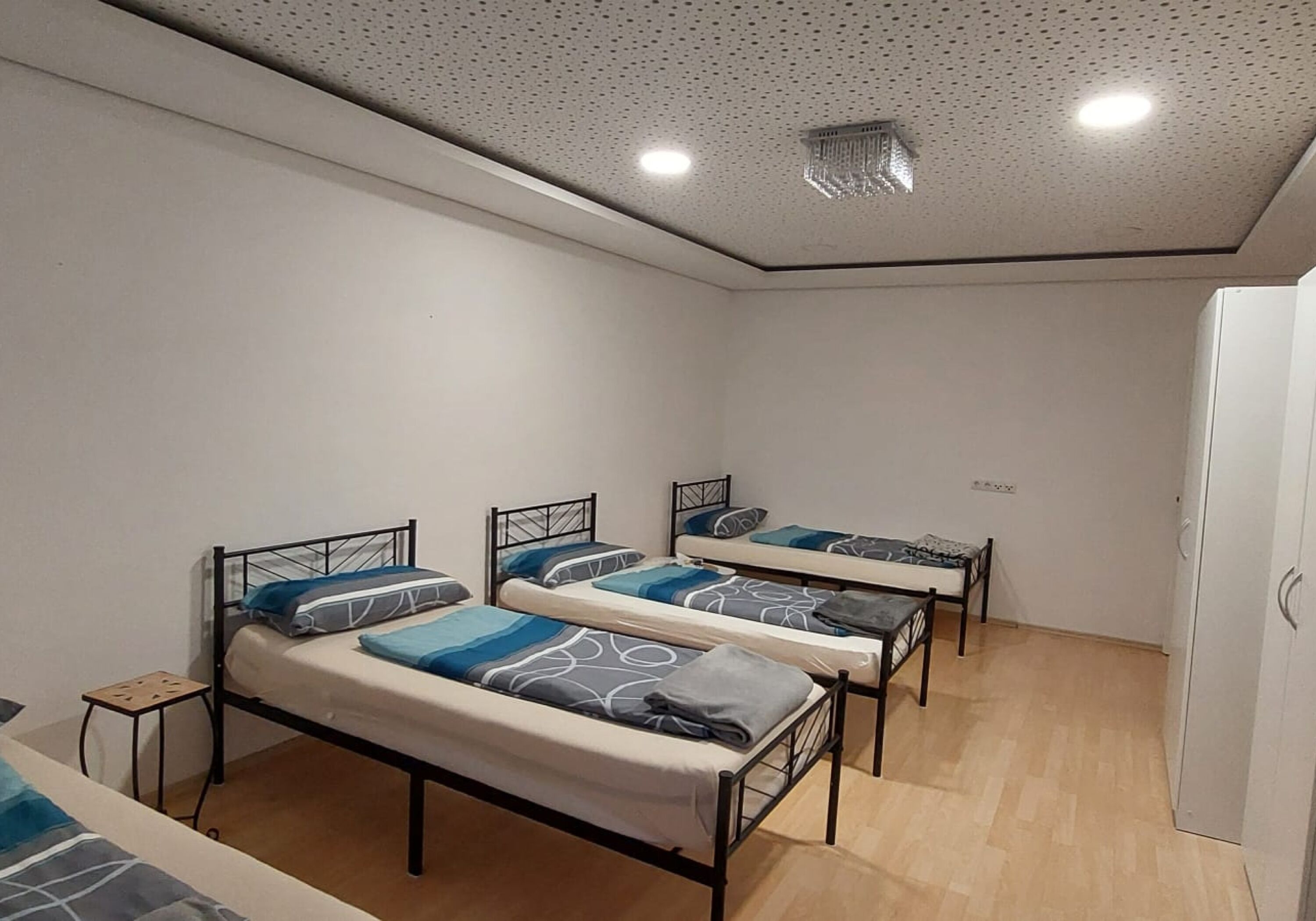 Monteur-Zimmer - Preis pro Nacht - Traunkirchen - Unterkunft Laakirchen