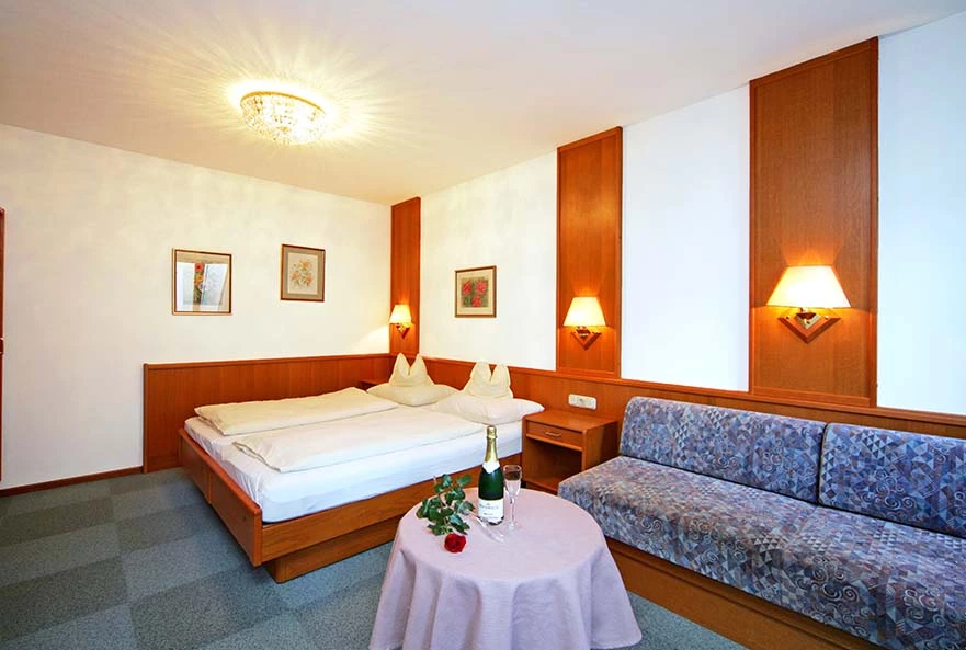 Monteur-Zimmer - Preis pro Nacht - Vösendorf - 40m² Appartement
getrennte Betten sind möglich  - Appartements Fleger****  Wien