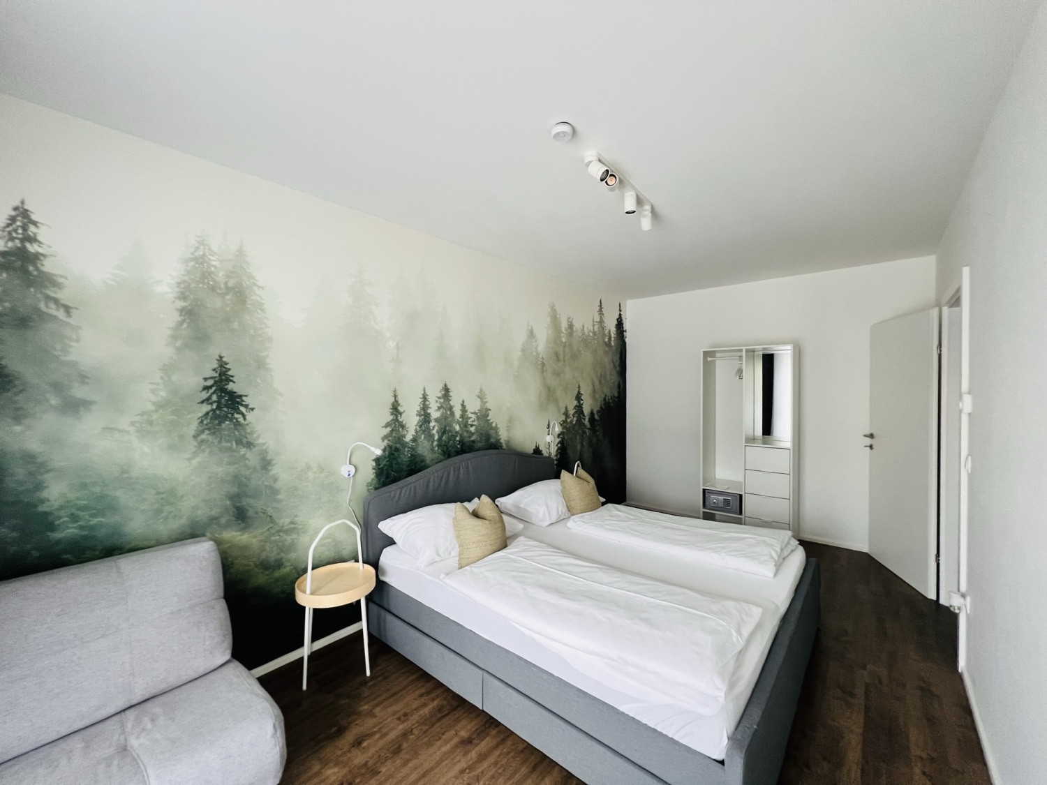 Monteur-Zimmer - Lannach - APSTAY Serviced Apartments, Familienzimmer, Business Apartments, Hotel, Geschäftsreisende