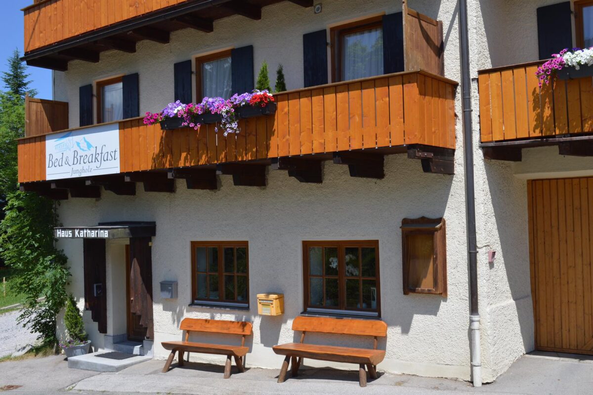 Monteur-Zimmer - Preis pro Nacht - Tirol - Bed & Breakfast Jungholz (Pension)