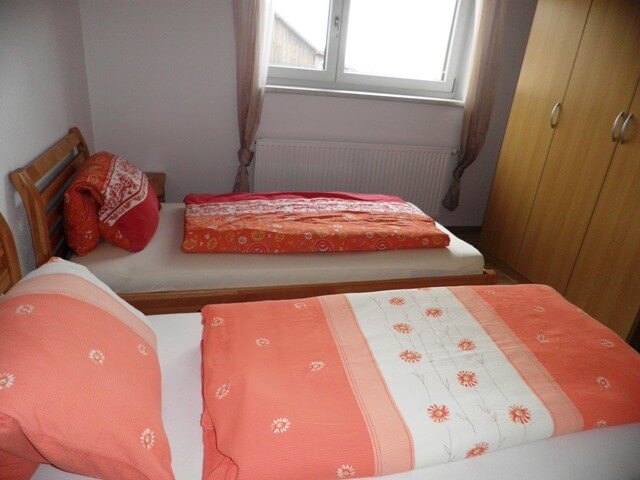 Monteur-Zimmer - Fernseher - Ried im Innkreis - Monteurwohnungen nähe Ried im Innkreis