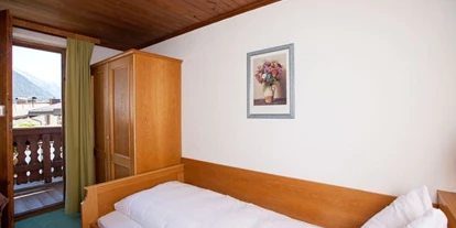 Monteur-Zimmer - Stockenboi - Einzelzimmer mit Bad und Balkon  - Pension Katharina inklusive Frühstück ab 5 Uhr früh