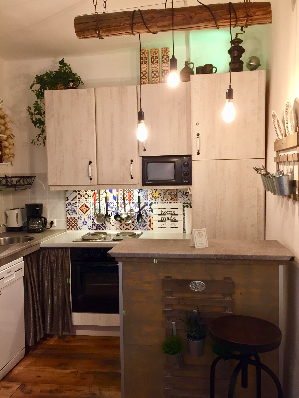 Monteur-Zimmer - Maria Ellend - Ferienwohnungen Neusiedl am See