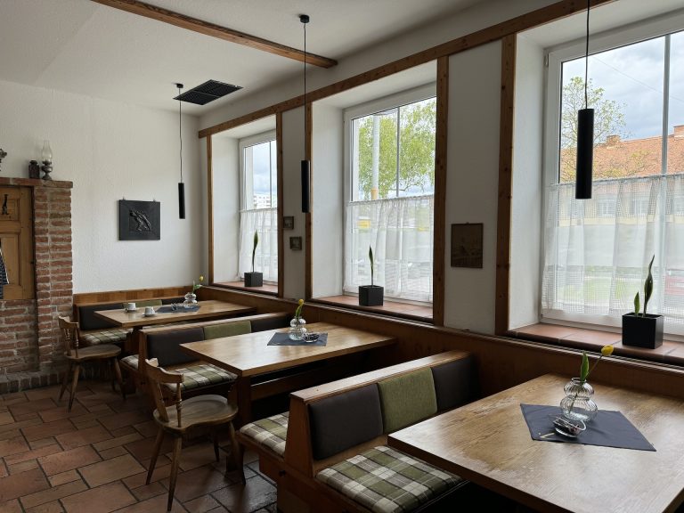 Monteur-Zimmer - Preis pro Nacht - Unterlamm (Unterlamm) - Gasthof zum Neubauer