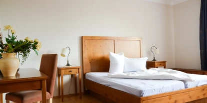 Monteur-Zimmer - Lanzendorf (Lanzendorf) - Weinhaus Eva-Maria Wagner Privat Pension mit 4 Blumen und 4 Sonnen ausgezeichnet
