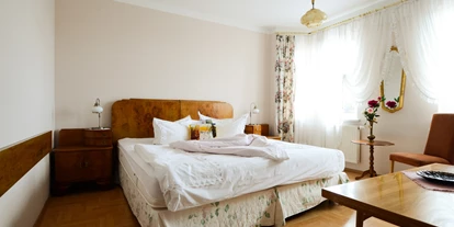 Monteur-Zimmer - Lanzendorf (Lanzendorf) - Weinhaus Eva-Maria Wagner Privat Pension mit 4 Blumen und 4 Sonnen ausgezeichnet