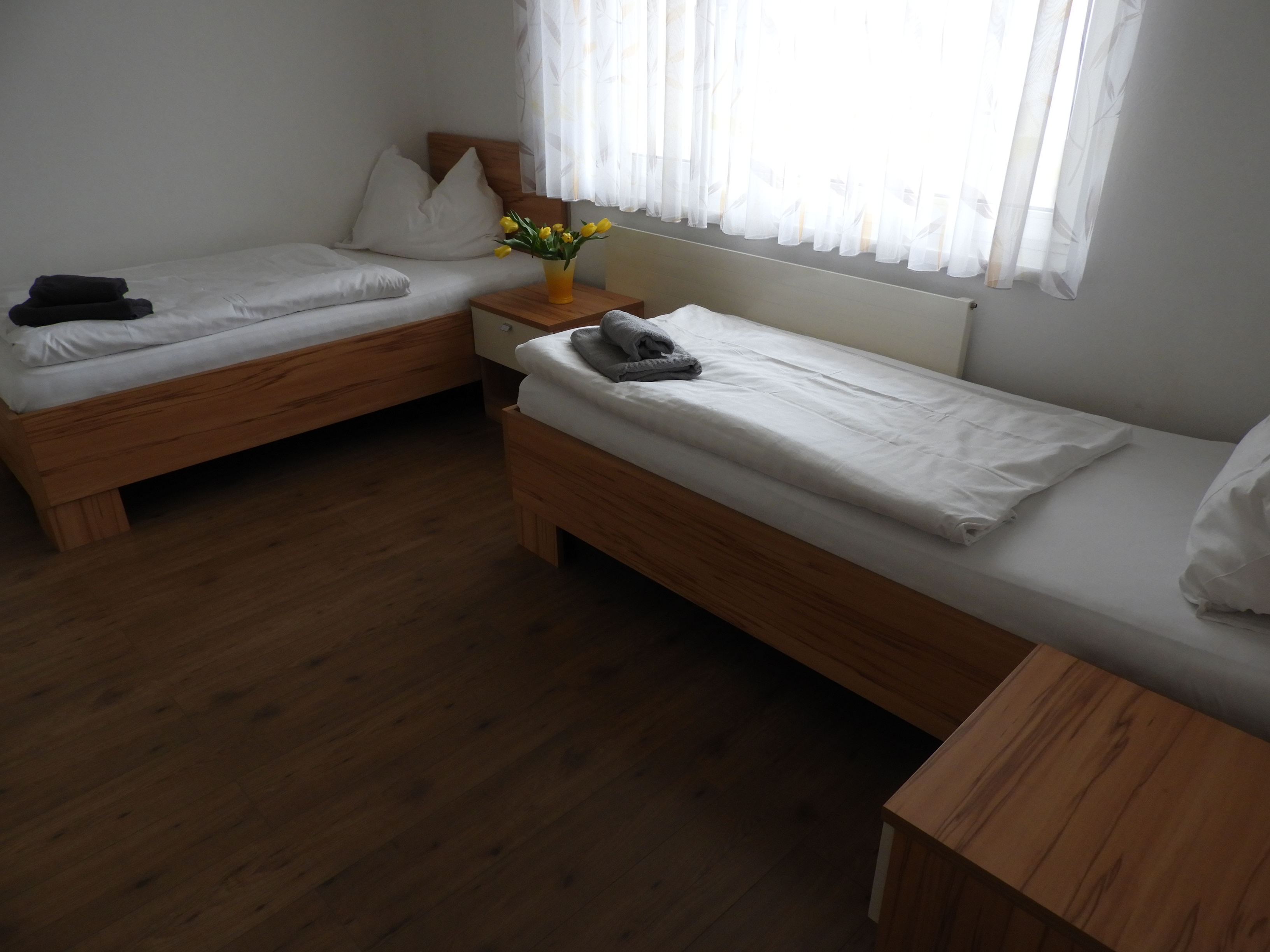 Monteur-Zimmer - Regau - Wohnung 4600 Wels, Herderstr. 48:
1.Zimmer - Wohnungen 4600 Wels, Herderstraße 44 und 48