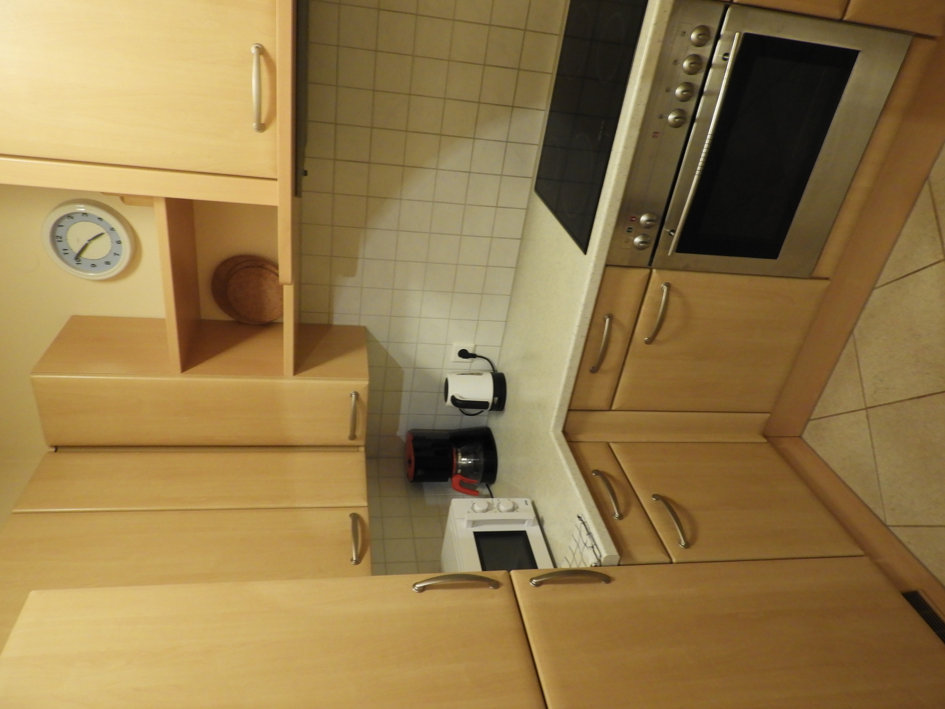 MonteurZimmer: Wohnung 4600 Wels, Herderstr. 44:
Vollausgestattete Küche - Wohnungen 4600 Wels, Herderstraße 44 und 48