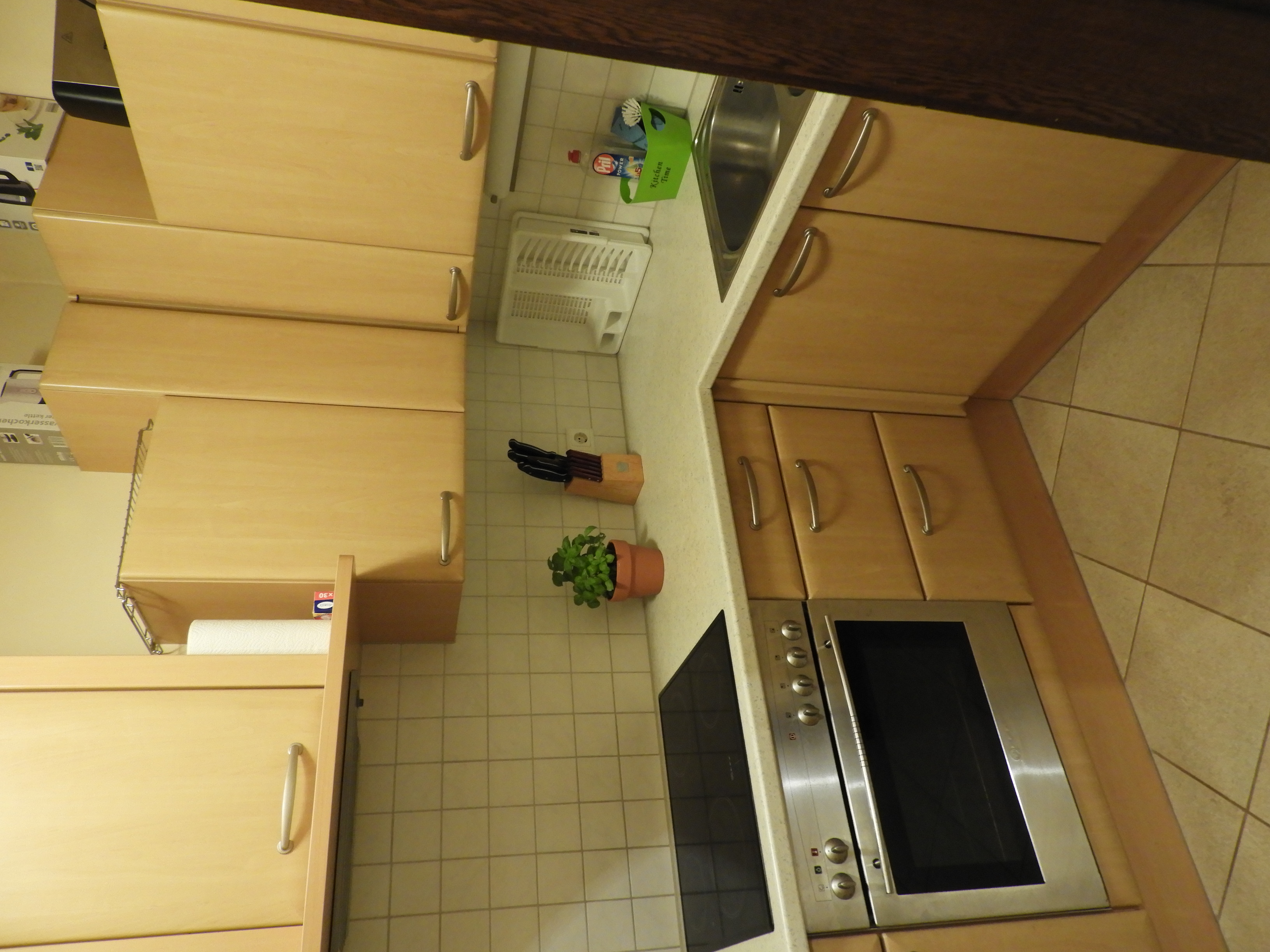 MonteurZimmer: Wohnung 4600 Wels, Herderstr. 44:
Vollausgestattete Küche - Wohnungen 4600 Wels, Herderstraße 44 und 48