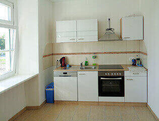 Monteur-Zimmer - Preis pro Nacht - Traiskirchen - Monteurzimmer in Schloss Rutzendorf /Groß Enzersdorf