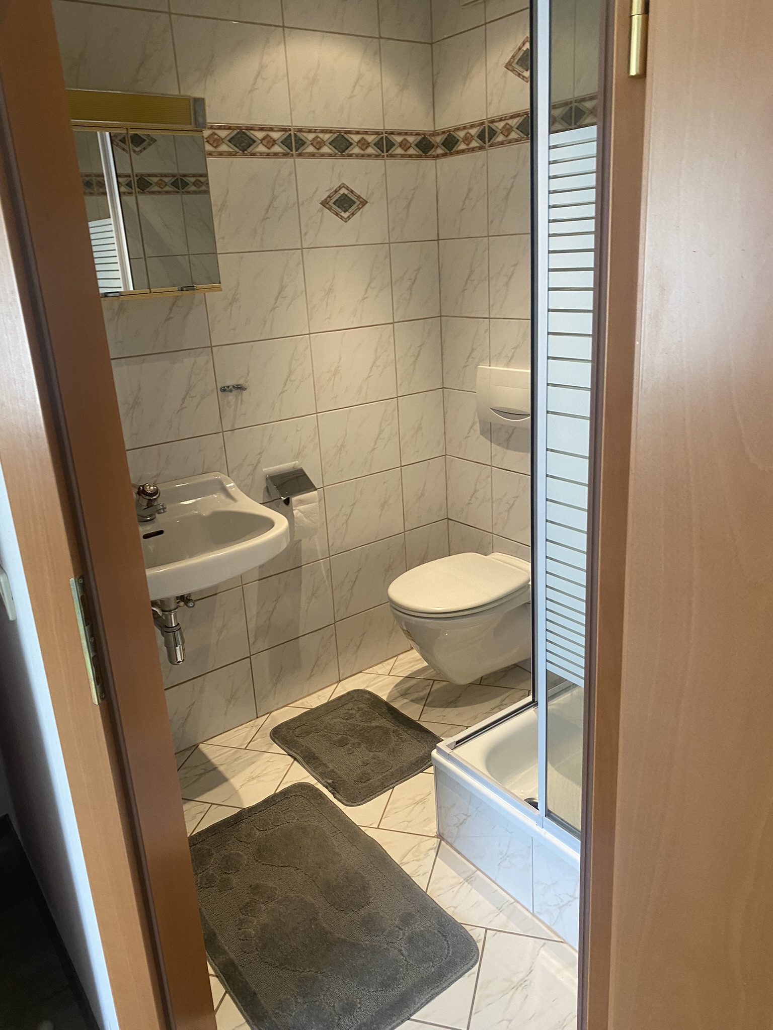 Monteur-Zimmer - Parkplatz: eigener Parkplatz für Transporter vorhanden - Bad Eisenkappel - Privatpension Errath