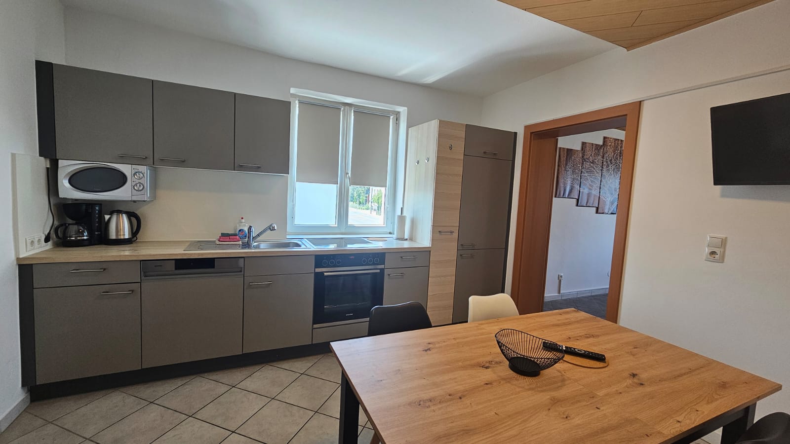 Monteur-Zimmer - Unterkunftsart: Apartment - St. Pölten - STUDIO-APARTMENT RATZERSDORFER SEEN in 3100 Sankt Pölten / Top 6a