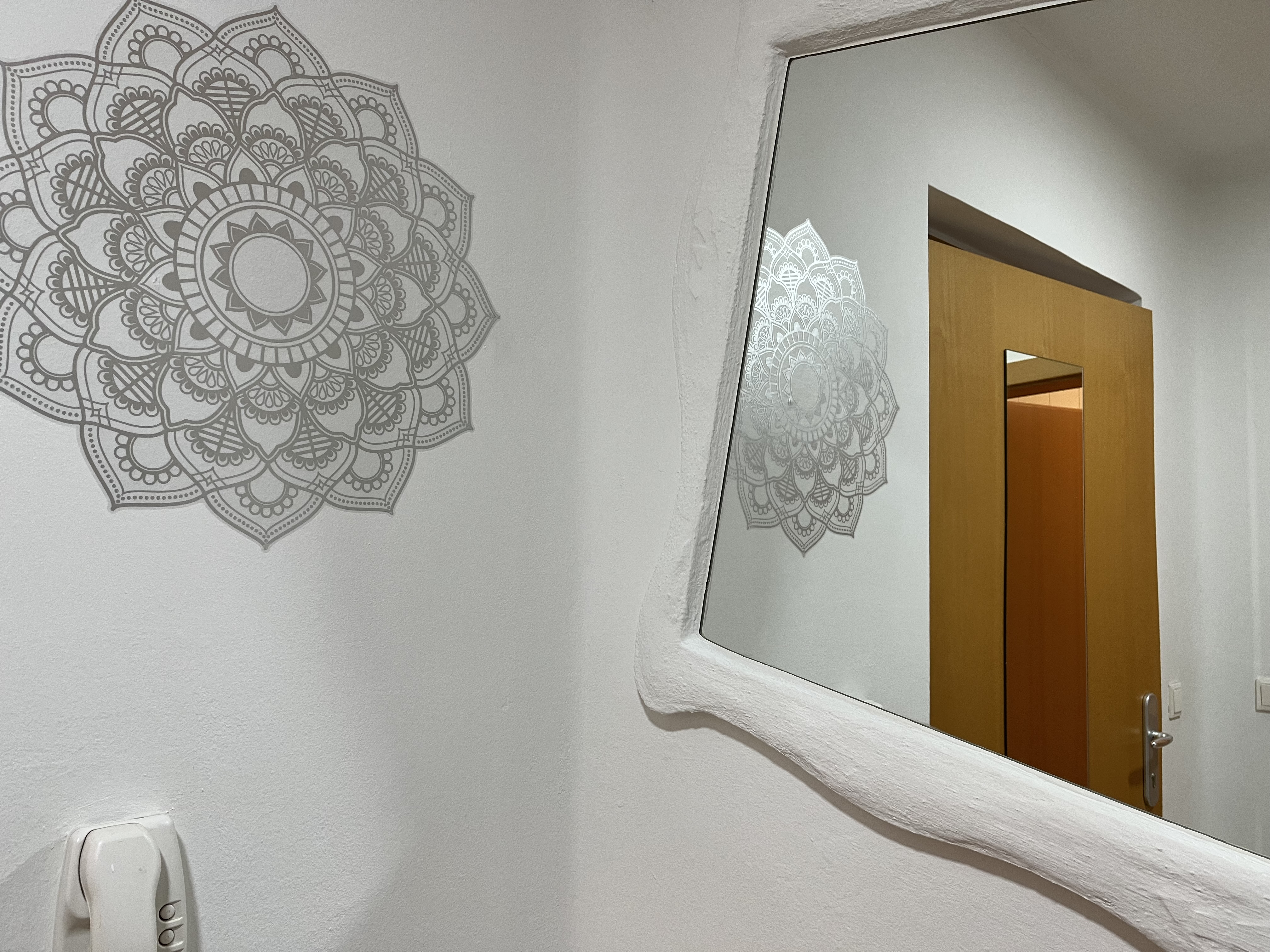 MonteurZimmer: APARTMENT RATZERSDORFER SEEN in 3100 Sankt Pölten / Top 8