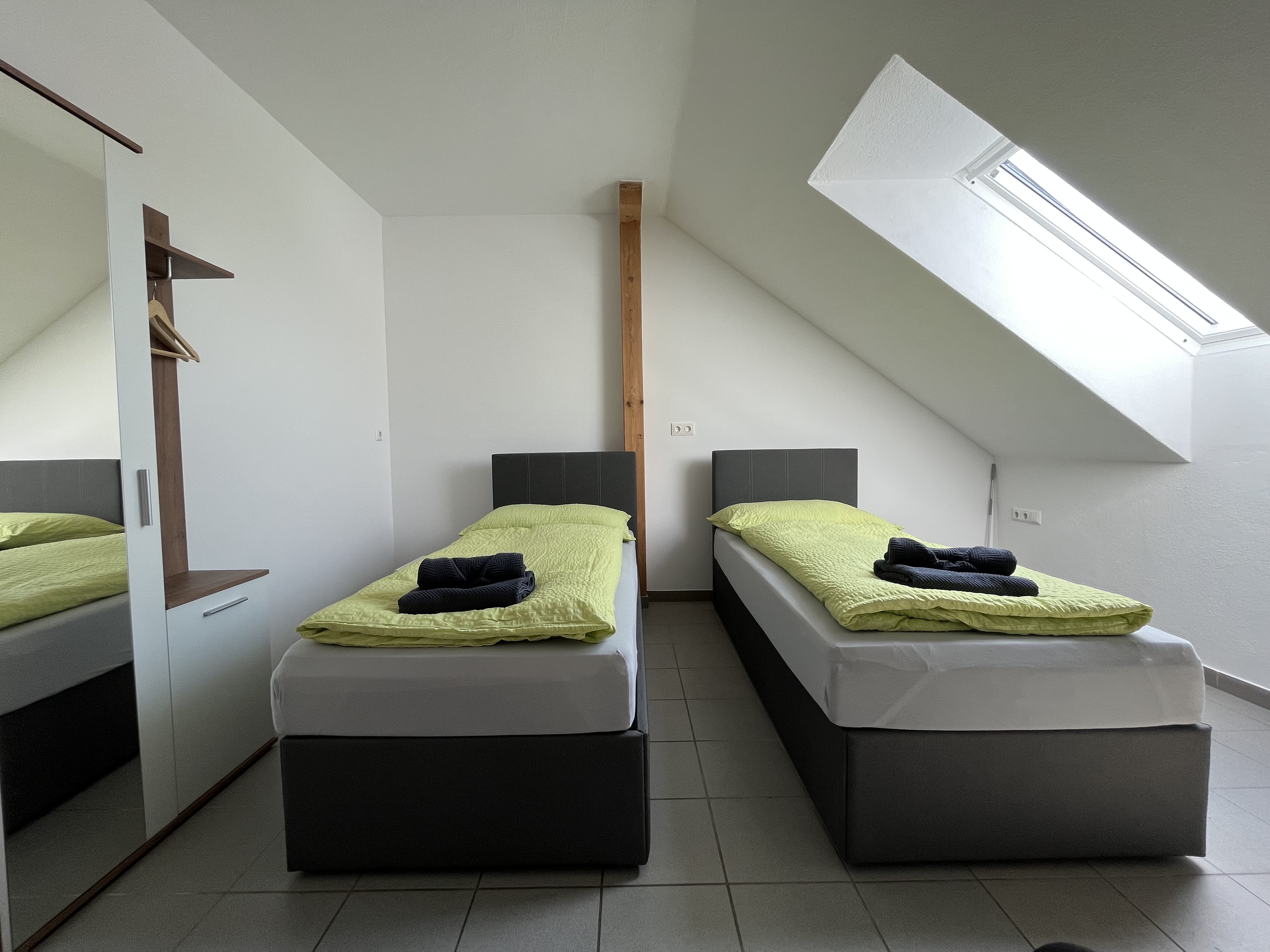 Monteur-Zimmer - Unterkunftsart: Apartment - St. Pölten - APARTMENT RATZERSDORFER SEEN in 3100 Sankt Pölten / Top 11