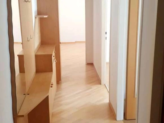 MonteurZimmer:  Monteurwohnung mit Parkplatzmöglichkeiten