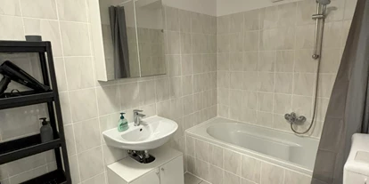 Monteur-Zimmer - Gallspach - Gemütliche Wohnung nahe Voestalpine, gratis Parkplatz, Wifi,
