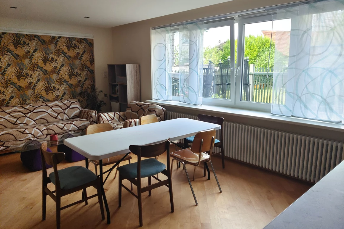 MonteurZimmer: Gruppen Unterkunft in Haushälfte in Linz