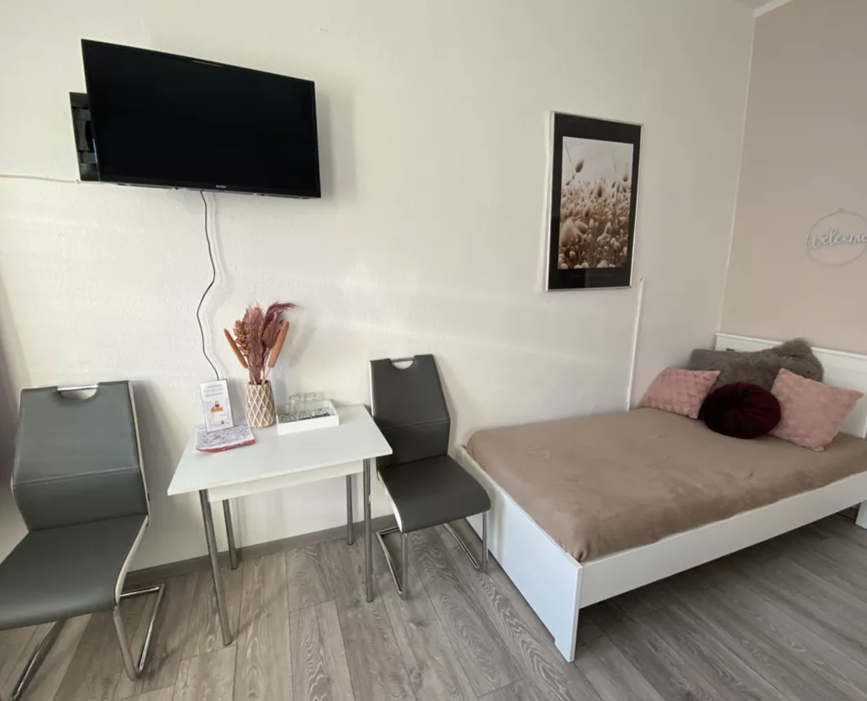 Monteur-Zimmer - Groß-Enzersdorf - Pension Lizzi 