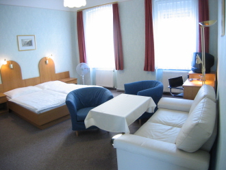 Monteur-Zimmer - Mödling - Pension Schönbrunn