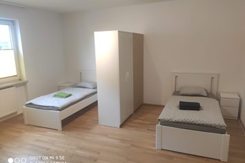 Monteur-Zimmer - Steyr - Apartement auf Zeit