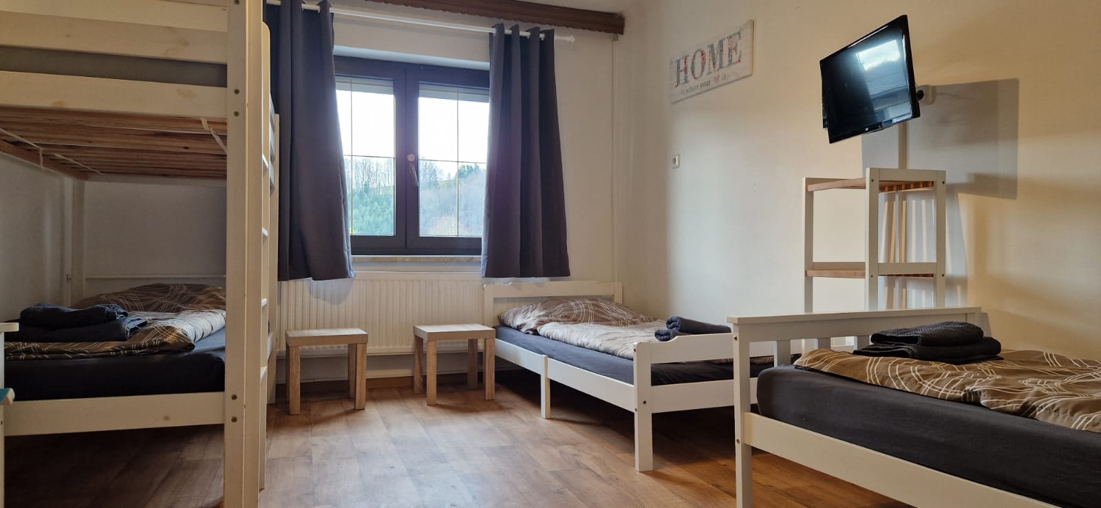 Monteur-Zimmer - Unterkunftsart: Apartment - St. Pölten - Monteurwohnung MITTERFELD 20 bei Böheimkirchen - Top A