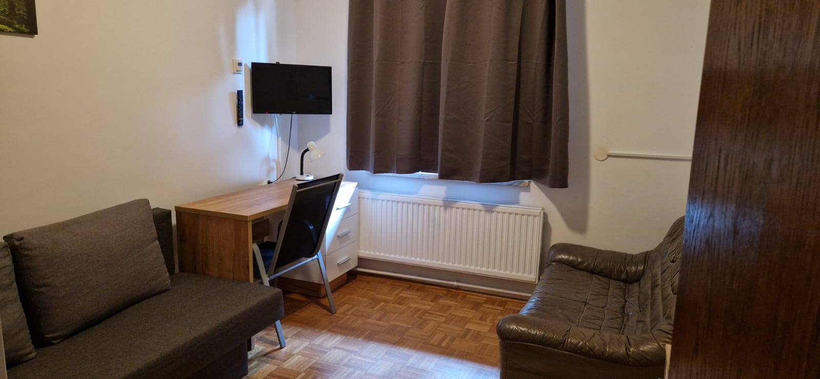 MonteurZimmer: Monteurwohnung MITTERFELD 20 bei Böheimkirchen - Top A