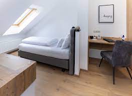 MonteurZimmer: Hotel Vino Q Mistelbach