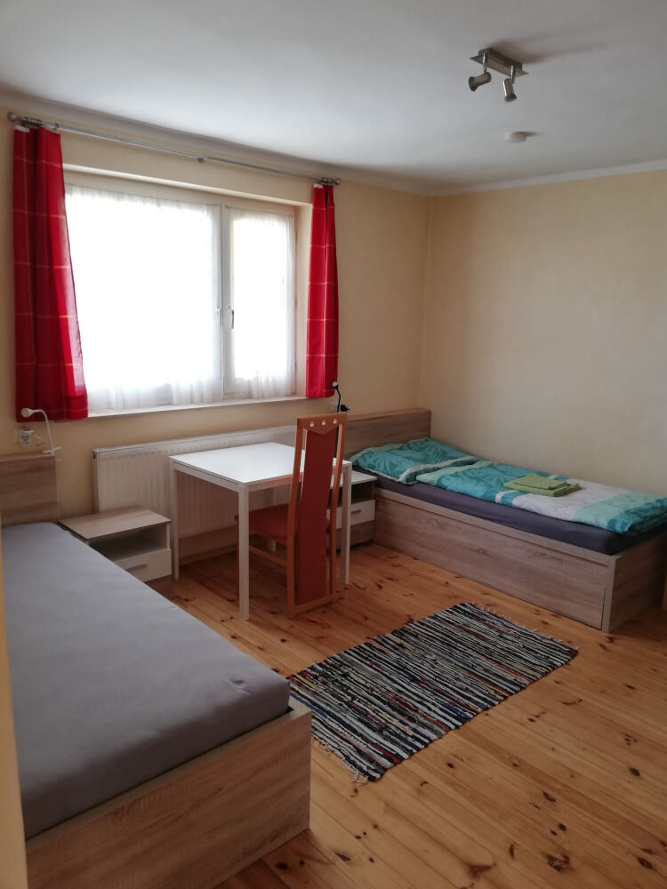 Monteur-Zimmer - Hinzenbach - Monteurwohnung Linz/Austria