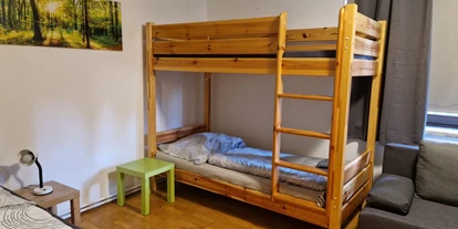 Monteur-Zimmer - Krems an der Donau - Riesen-Monteurunterkunft bis 15 Personen im HAUS MITTERFELD bei Böheimkirchen - Top B