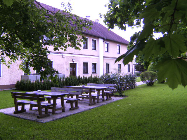 Monteur-Zimmer - Hinzenbach - Pension "Zu Hause auf Zeit" 