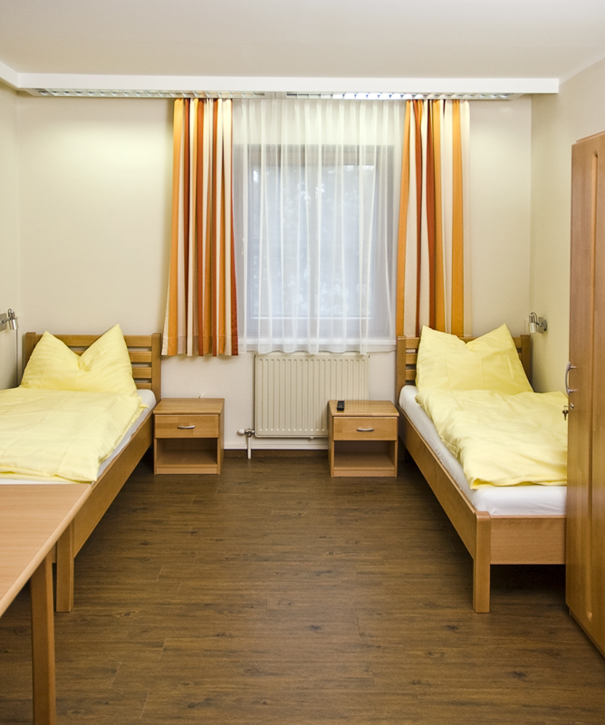 MonteurZimmer: Pension "Zu Hause auf Zeit" 